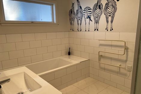 Photo of property in 63 Middle Road, Havelock North, 4130