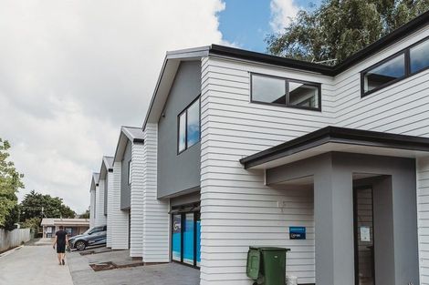 Photo of property in 135 Victoria Street, Cambridge, 3434