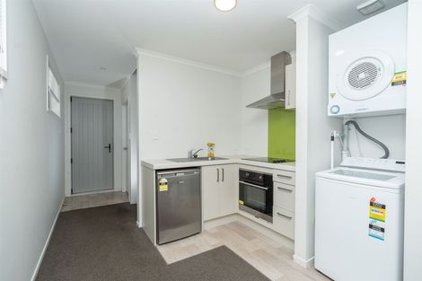 Photo of property in 30u2 Hunter Street, Hamilton Lake, Hamilton, 3204