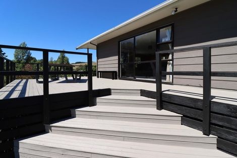 Photo of property in 137 Lees Pakaraka Road, Te Ore Ore, Masterton, 5886