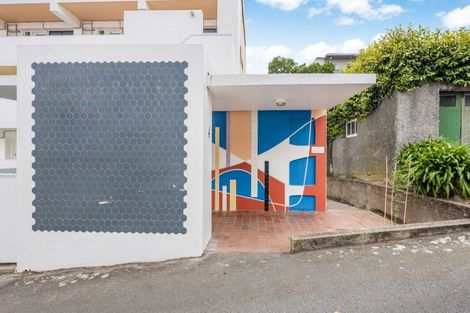 Photo of property in 22/4f Claremont Grove, Mount Victoria, Wellington, 6011