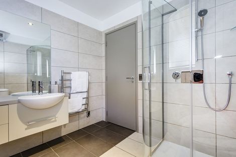 Photo of property in 13b Mataraki Place, Wanaka, 9305