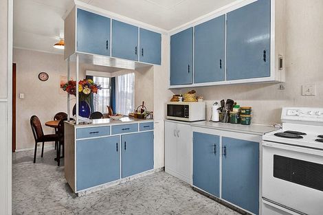 Photo of property in 84 King Edward Street, Eltham, 4322