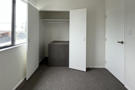 Photo of property in 15 Jabuka Street, Glen Eden, Auckland, 0602