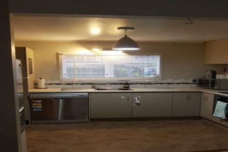 Photo of property in 50f5 Darlington Road, Miramar, Wellington, 6022