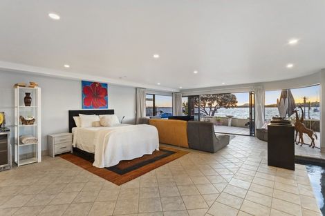 Photo of property in 14 The Parade, Bucklands Beach, Auckland, 2012