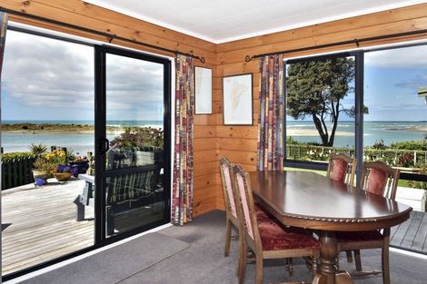 Photo of property in 7 Oraka Road, Mahia, Nuhaka, 4198