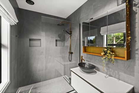 Photo of property in 55 Breadalbane Avenue, Havelock North, 4130