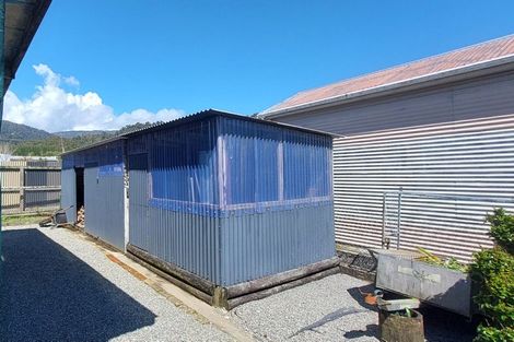 Photo of property in 23 Tramway Street, Ross, 7812