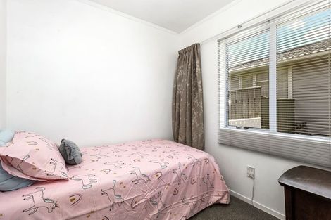 Photo of property in 34 Fraser Avenue, Johnsonville, Wellington, 6037