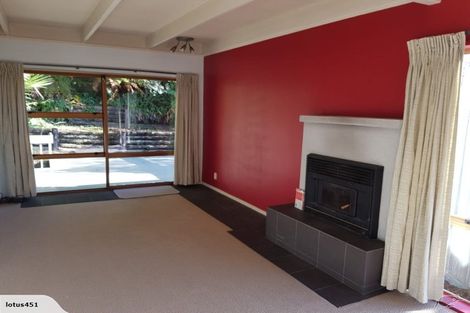 Photo of property in 13 Malters Place, Browns Bay, Auckland, 0630