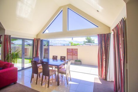 Photo of property in 54 Inniscort Street, Cromwell, 9310