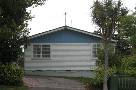 Photo of property in 13 Sunvue Road, Glen Eden, Auckland, 0602