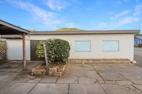 Photo of property in 15 Sinnamon Street, Reefton, 7830