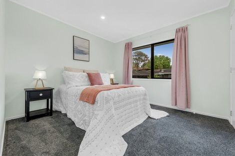 Photo of property in 3 Mimosa Place, Half Moon Bay, Auckland, 2012
