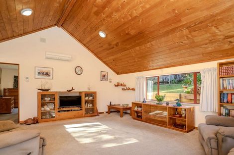 Photo of property in 11 Rangitane Loop Road, Kerikeri, 0294