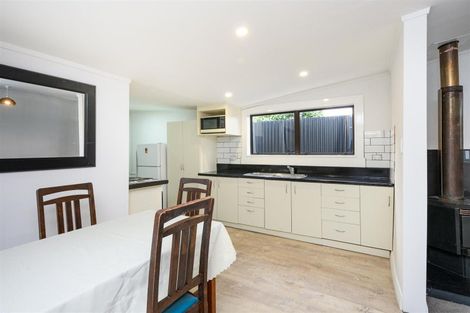 Photo of property in 140 Broadway, Marton, 4710