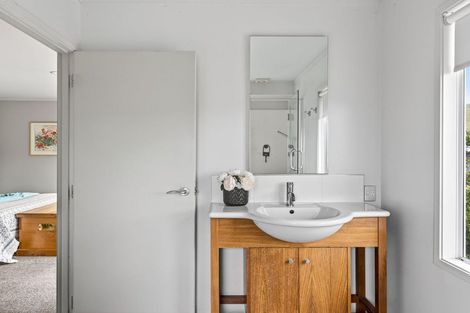 Photo of property in 11 Douglas Street, Okitu, Gisborne, 4010