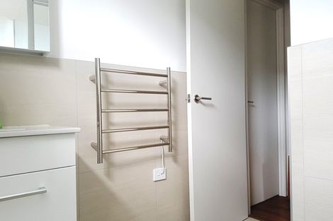 Photo of property in 27 Bushlands Park Drive, Albany, Auckland, 0632