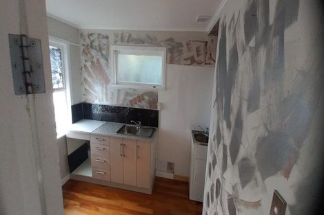 Photo of property in 82a Mokoia Road, Birkenhead, Auckland, 0626