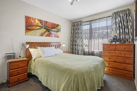 Photo of property in 2/6 Steadman Road, Broomfield, Christchurch, 8042