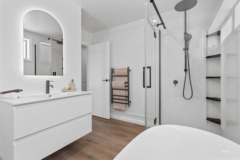 Photo of property in 189 Main Street, Greytown, 5712