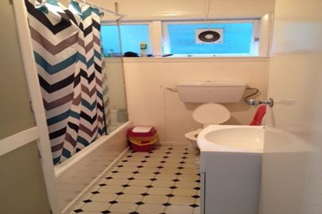 Photo of property in 37a Pembroke Road, Northland, Wellington, 6012