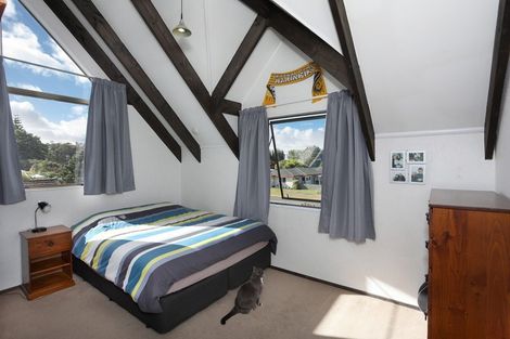 Photo of property in 11 Oaklea Avenue, Marton, 4710