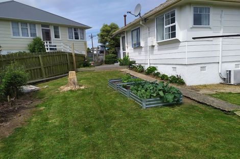 Photo of property in 16 Milford Avenue, Calton Hill, Dunedin, 9012