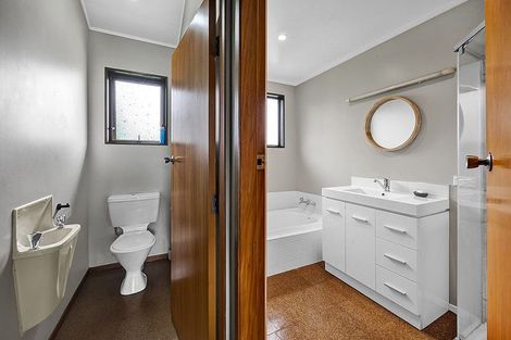 Photo of property in 7 Green Lane, Hawera, 4610