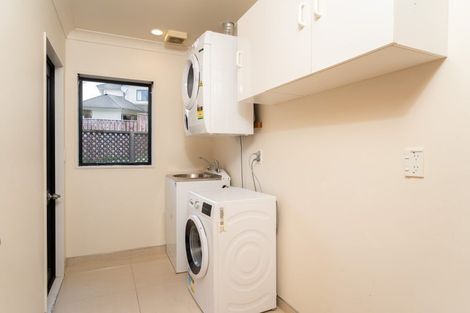 Photo of property in 9 Corsham Grove, Churton Park, Wellington, 6037