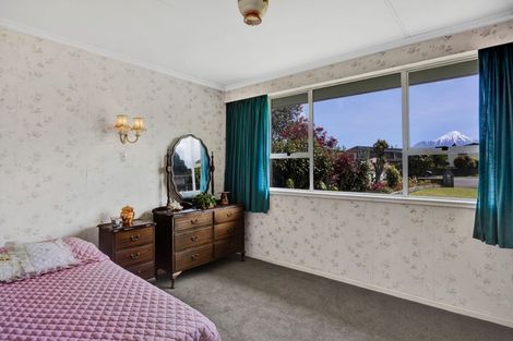 Photo of property in 3 Caesar Street, Stratford, 4332