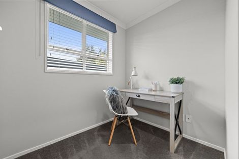 Photo of property in 16 Drury Street, Cloverlea, Palmerston North, 4412