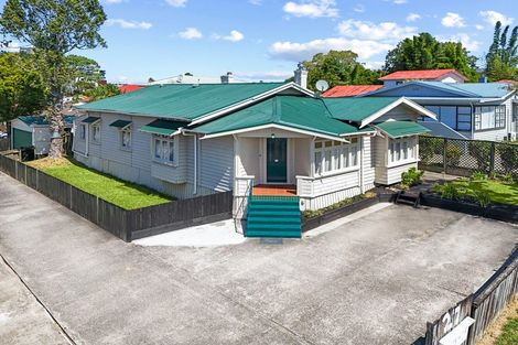Photo of property in 1/27 Rata Street, New Lynn, Auckland, 0600