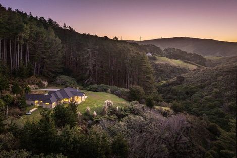Photo of property in 150 Makara Road, Makara, Karori, 6972