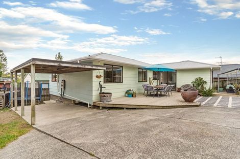 Photo of property in 2/114 Kervil Avenue, Te Atatu Peninsula, Auckland, 0610