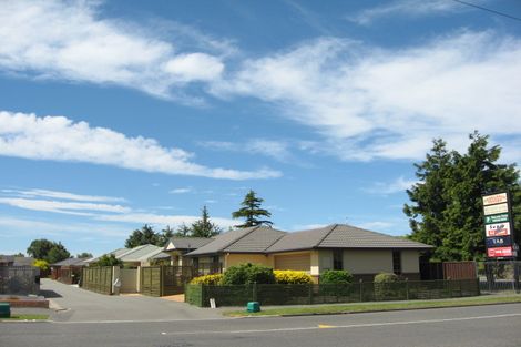 Photo of property in 433 Mairehau Road, Parklands, Christchurch, 8083