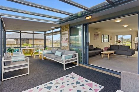 Photo of property in 9 Ludlam Way, Otaki, 5512