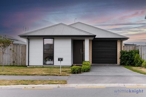 Photo of property in 34 Sholto Duncan Crescent, Halswell, Christchurch, 8025