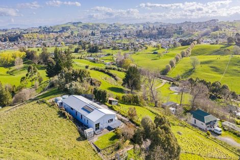 Photo of property in 89 Tiffen Lane, Waipawa, 4210