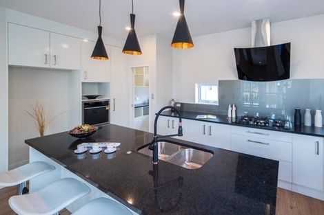 Photo of property in 44 San Prospero Crescent, Henderson, Auckland, 0612
