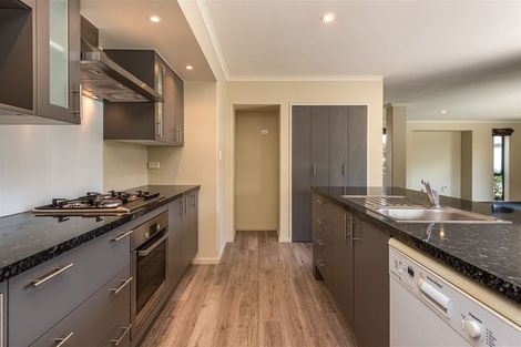 Photo of property in 58 Oakwood Drive, Rangiora, 7400