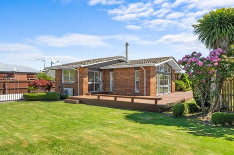 Photo of property in 11a Wyatt Place, Russley, Christchurch, 8042