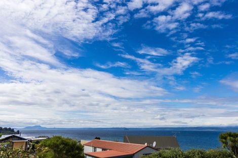 Photo of property in 17 Hinekapi Terrace, Kuratau, Turangi, 3381