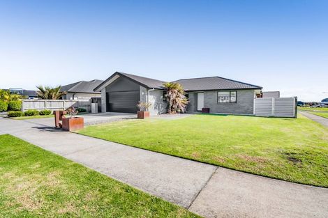 Photo of property in 15 Customhouse Street, Bell Block, New Plymouth, 4312