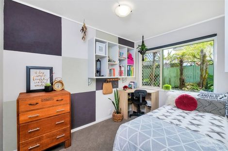 Photo of property in 44a Riserra Drive, Ranui, Auckland, 0612