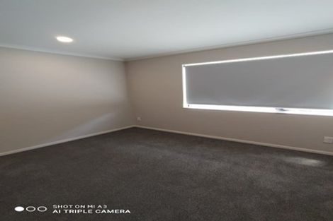 Photo of property in 32 Combat Street, Papakura, 2110