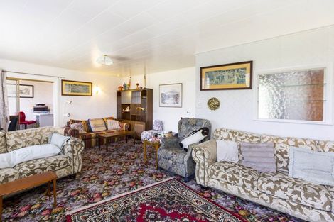 Photo of property in 1105 High Street, Taita, Lower Hutt, 5011