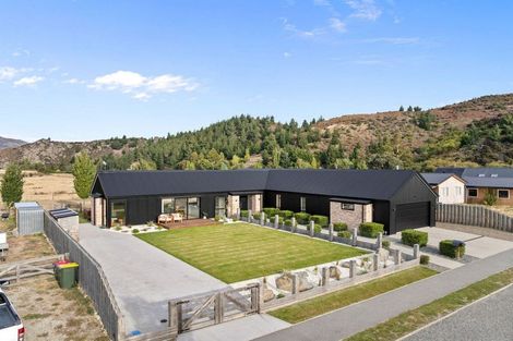 Photo of property in Luggate Park, 36 Cooper Crescent, Luggate, Cromwell, 9383