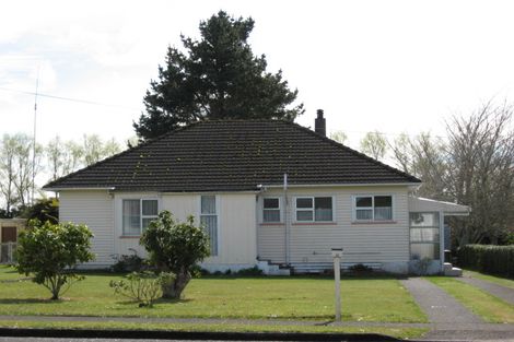 Photo of property in 12 Pembroke Road, Stratford, 4332